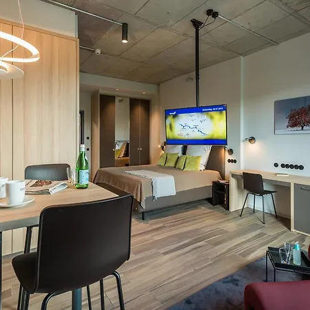 Golden Ball, Exclusive Serviced Munich