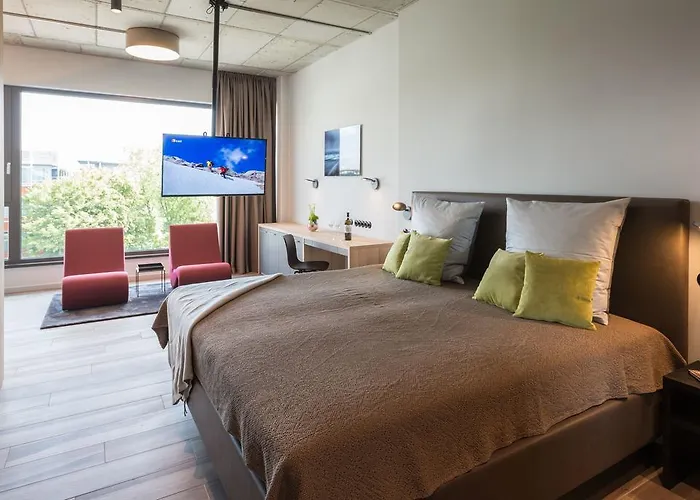 Golden Ball, Exclusive Serviced Munich 아파트호텔 4*
