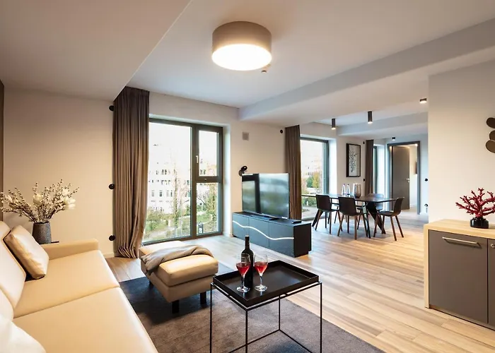 Golden Ball, Exclusive Serviced Munich 아파트호텔 4*