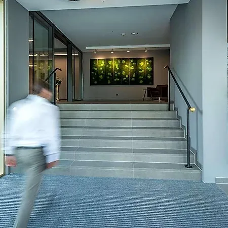 Golden Ball, Exclusive Serviced Munich 4*