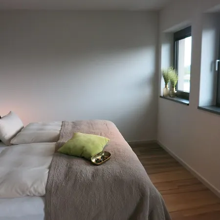 Golden Ball, Exclusive Serviced Munich 4*