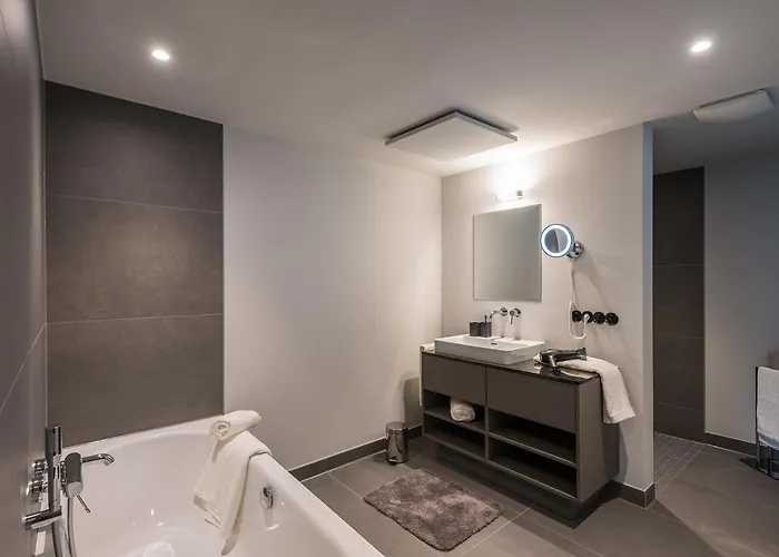 Golden Ball, Exclusive Serviced Munich 4* Aschheim